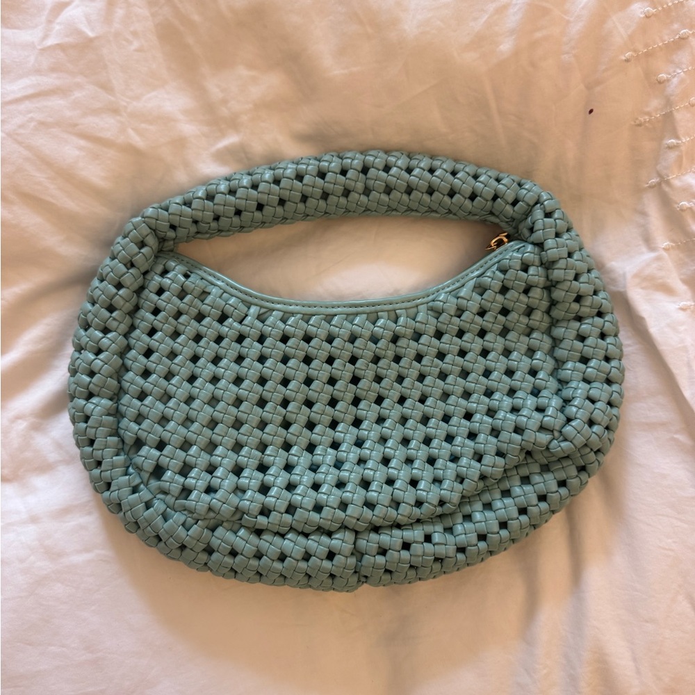 Chic Woven Shoulder Bag in Teal